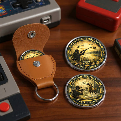 Born To Hunt Printed Commemorative Coin With Pocket Hug Leather Keychain
