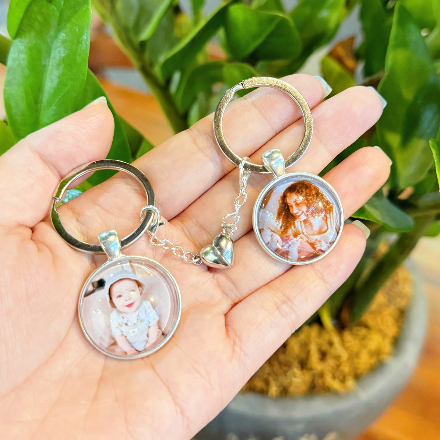 Set 2PCS Keychain Custom Family Photo Personalized Keychain